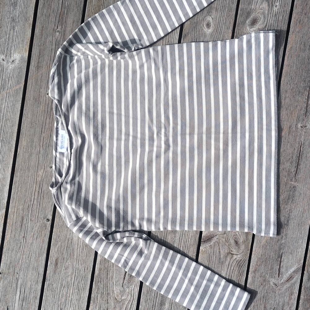 Everlane gray and white striped thicker cotton shirt women's small in EUC